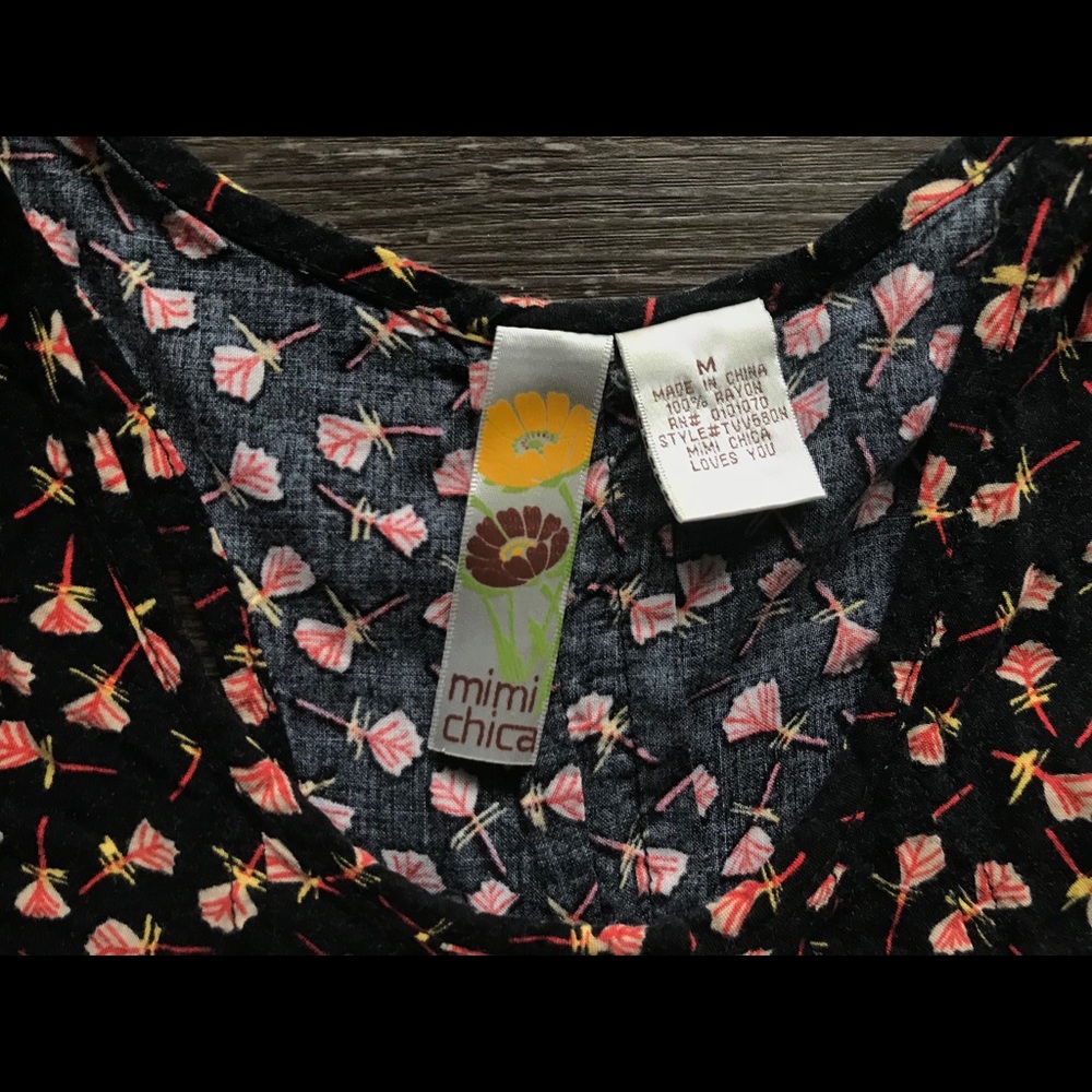 ✨BOGO✨ [Nordstrom] Button Up Tank - Picture 4 of 4